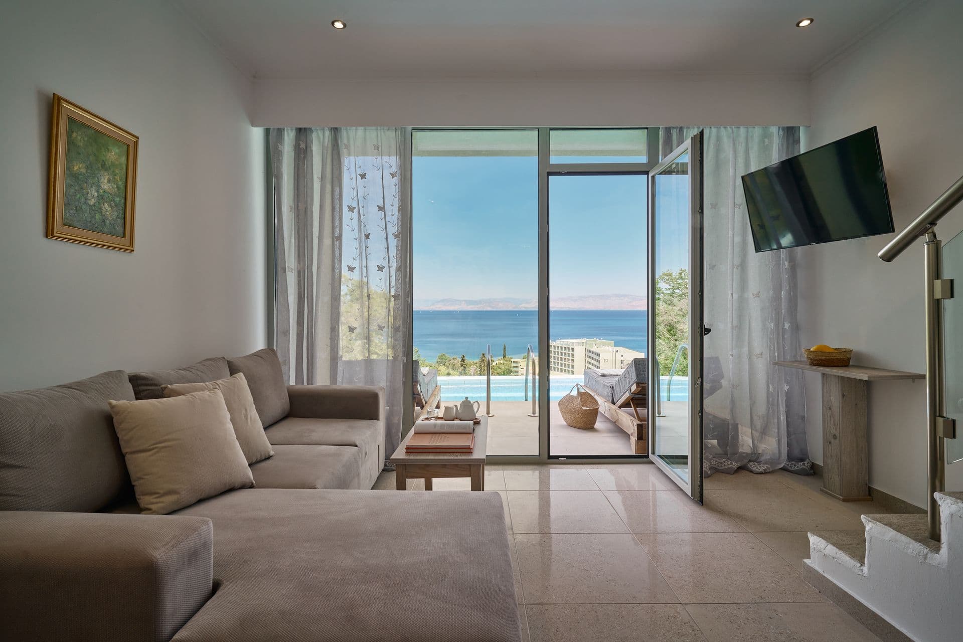 Panoramic Maisonette