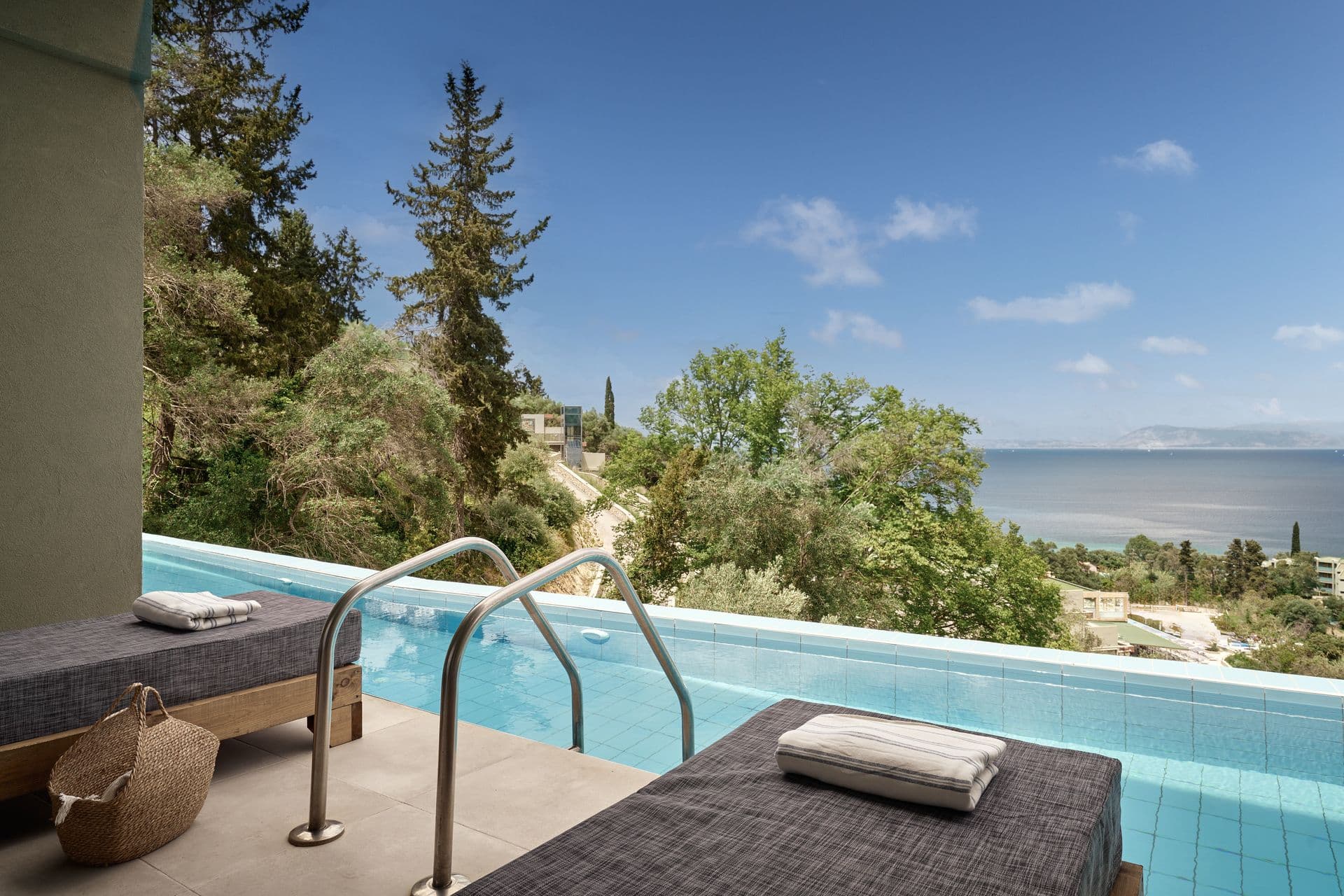 Panoramic Maisonette