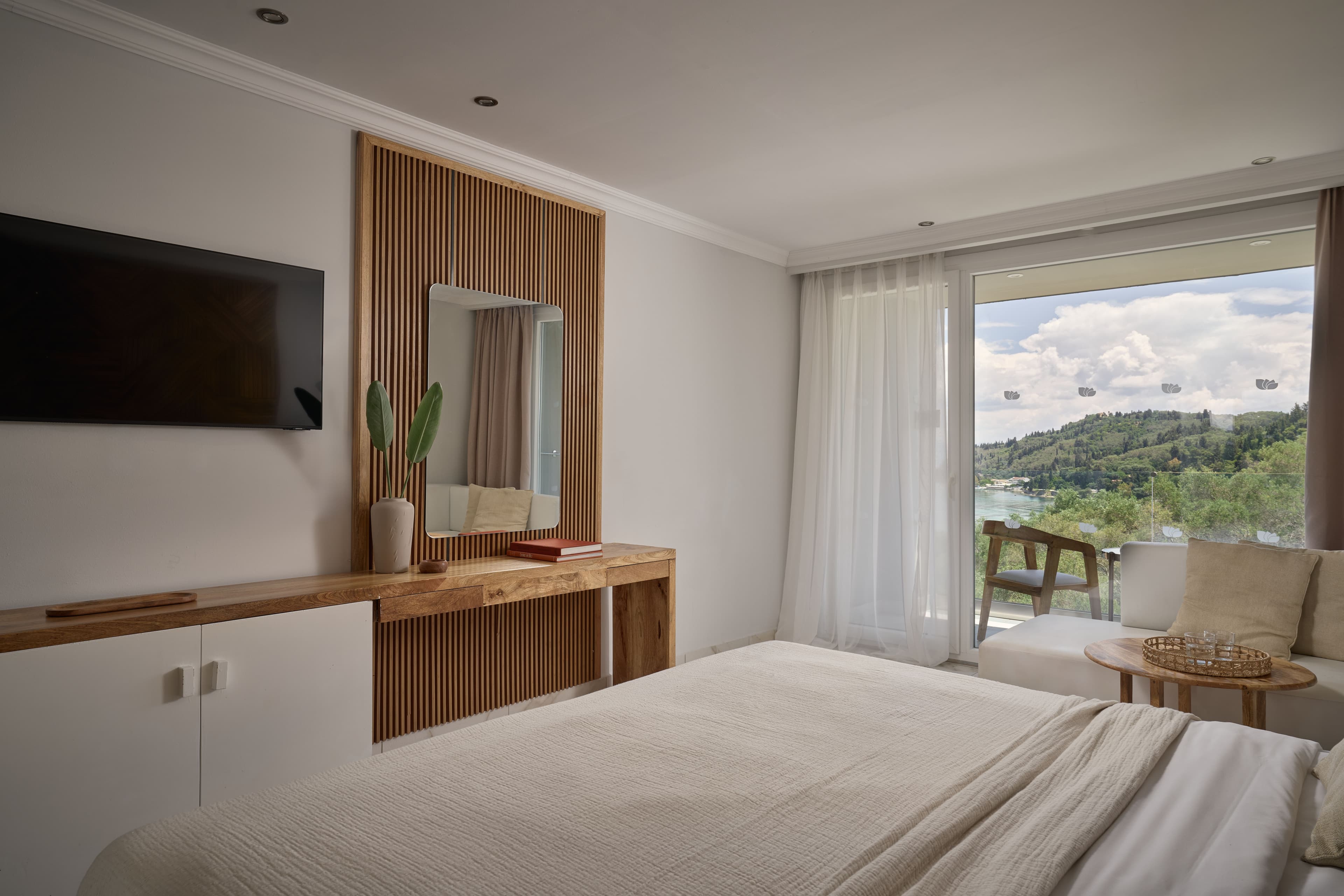 Superior Double Side Sea View