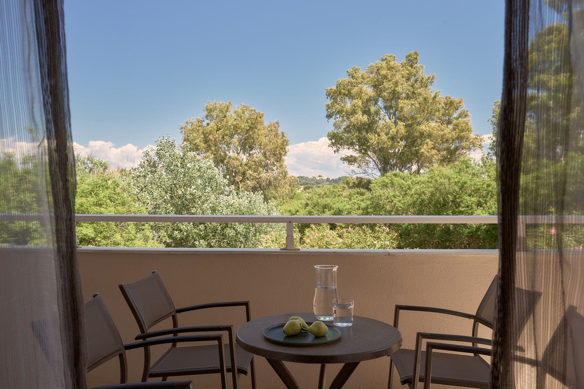 Family Room Garden View