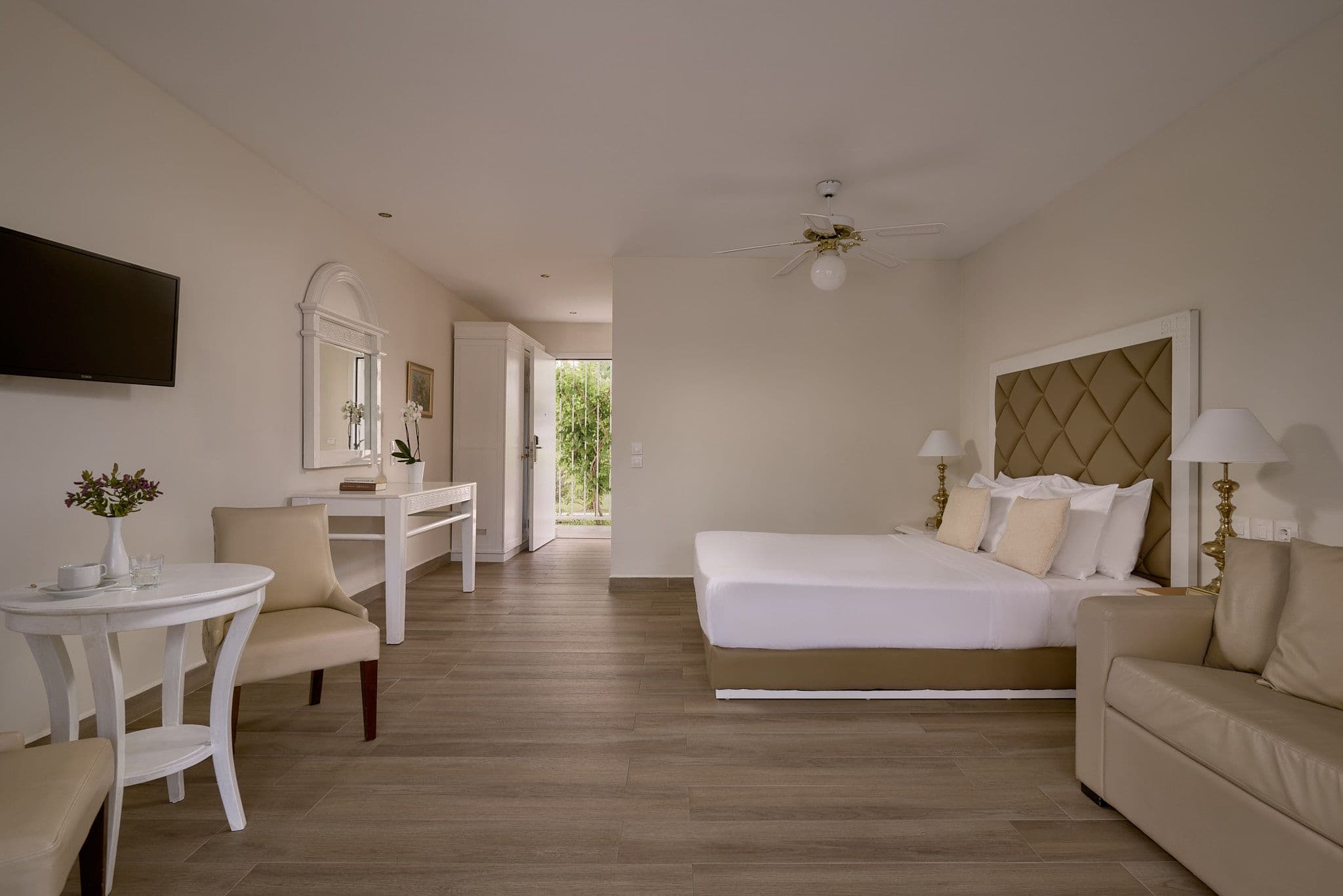 Superior Room Swim Up