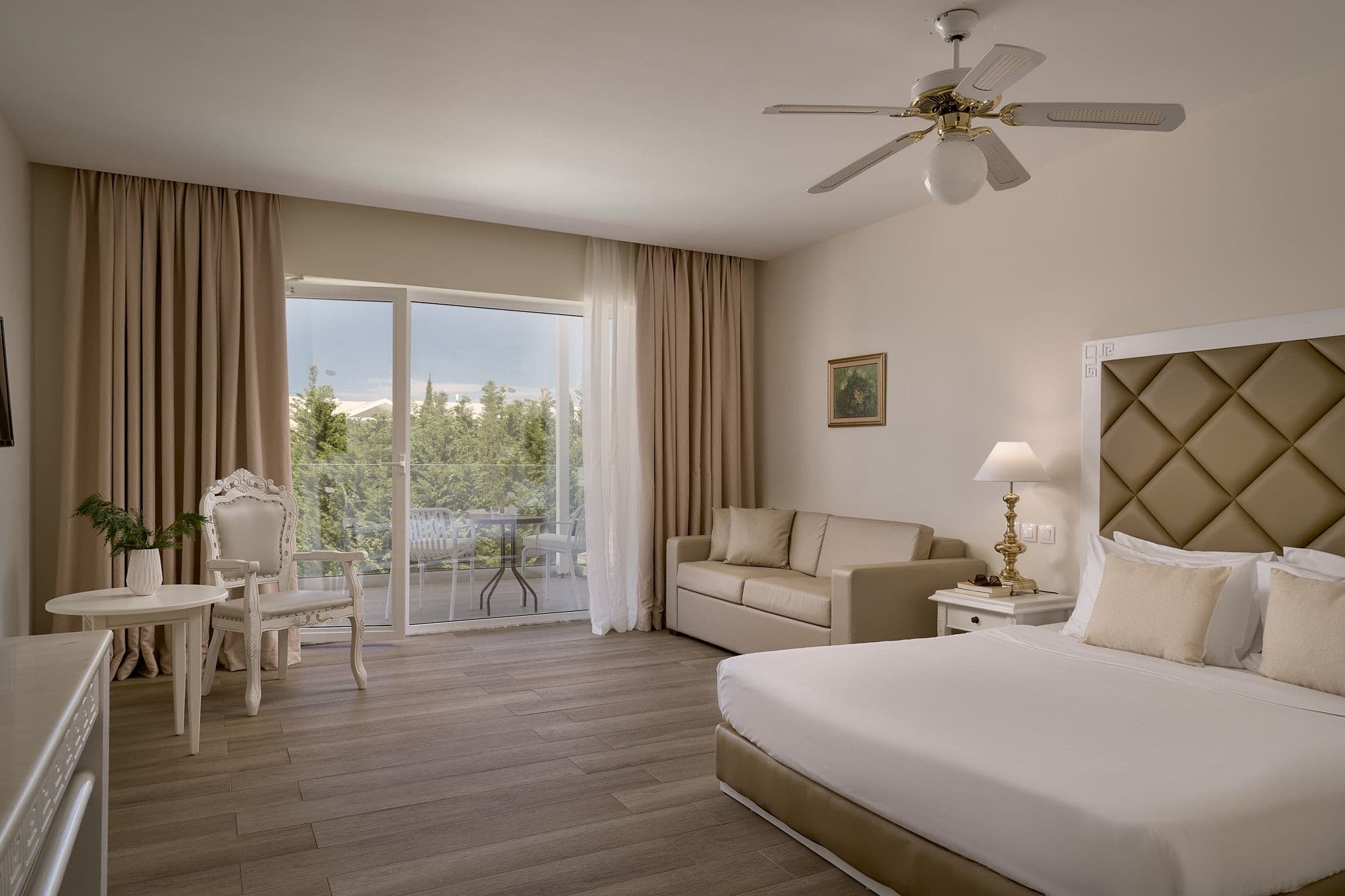 Superior Pool View Room